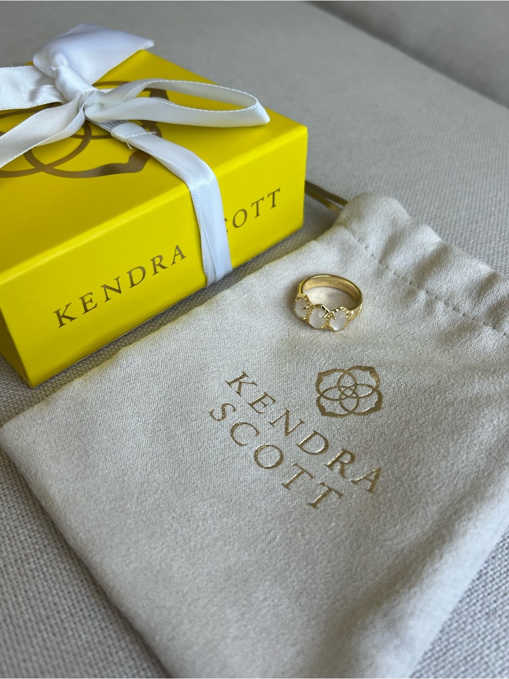 Kendra Scott Ring - Picture 2 of 9